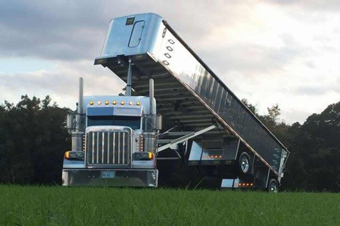 MAC Dump Trailer